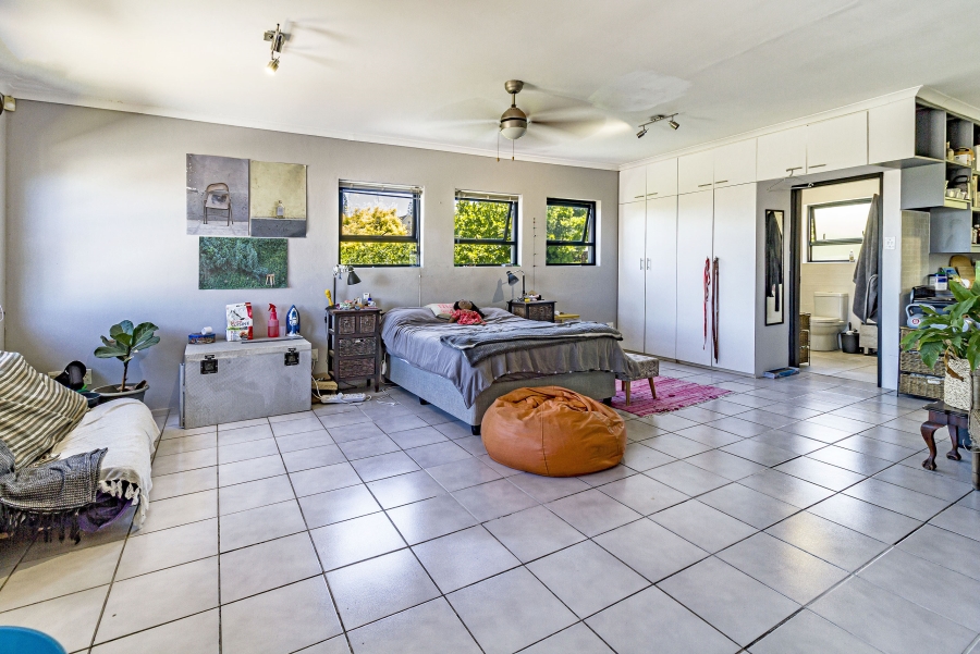 5 Bedroom Property for Sale in Heldervue Western Cape